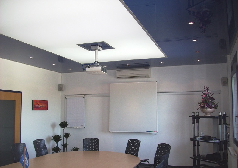 Büro mit Plameco Spanndecke